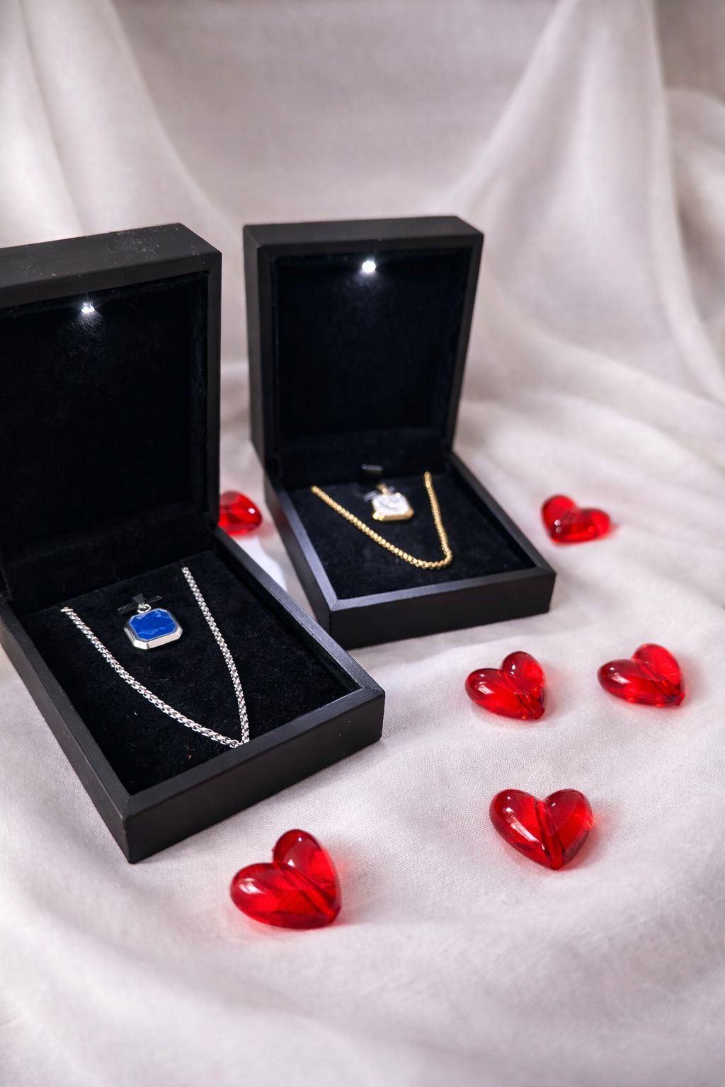 Personalizowany łańcuszek z wisiorkiem NFC TAGGY